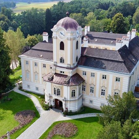 Schlosshotel Rosenau Superior Schloss Rosenau Экстерьер фото