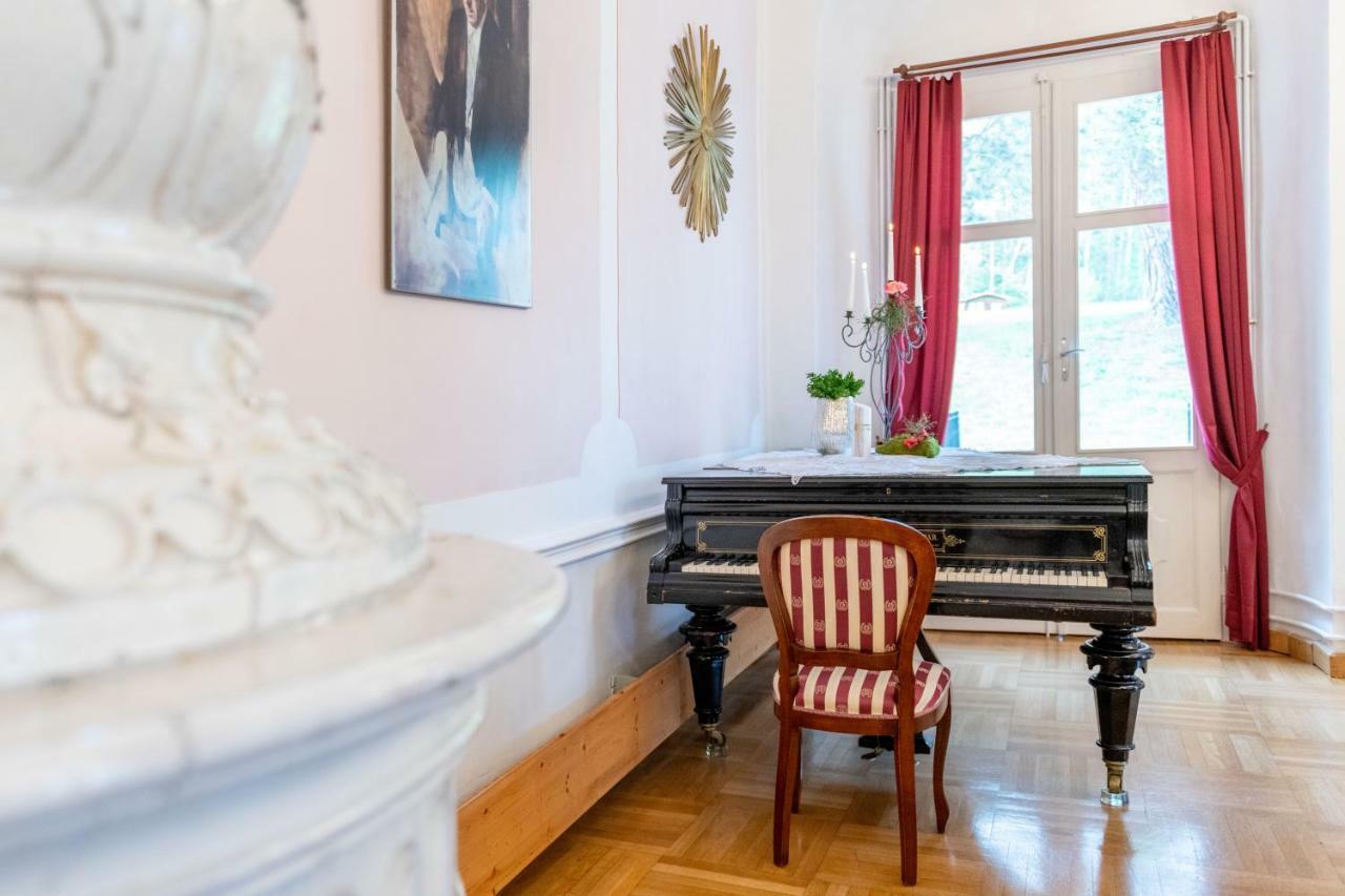 Schlosshotel Rosenau Superior Schloss Rosenau Экстерьер фото